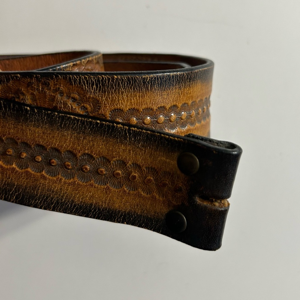 LEEGIN VTG CREATIVE WESTERN BROWN EMBOSSED LEATHER BELT BAND MENS SIZE 36